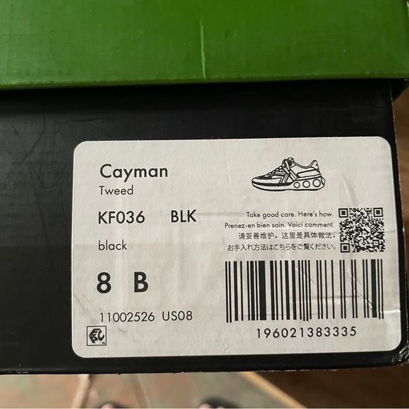 NIB Kate spade cayman sneakers with pearl design - Picture 9 of 9